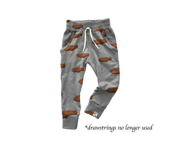 Carry Me Away FRENCH TERRY - Lil Lakeside Joggers / Shorts