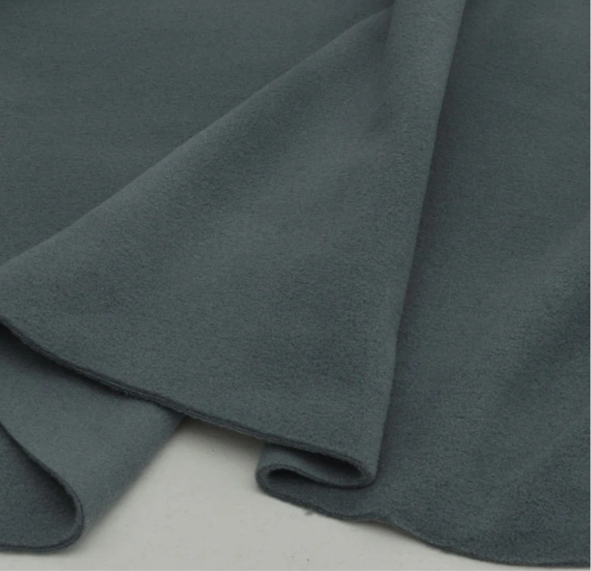 Classic Fleece - slate PREORDER