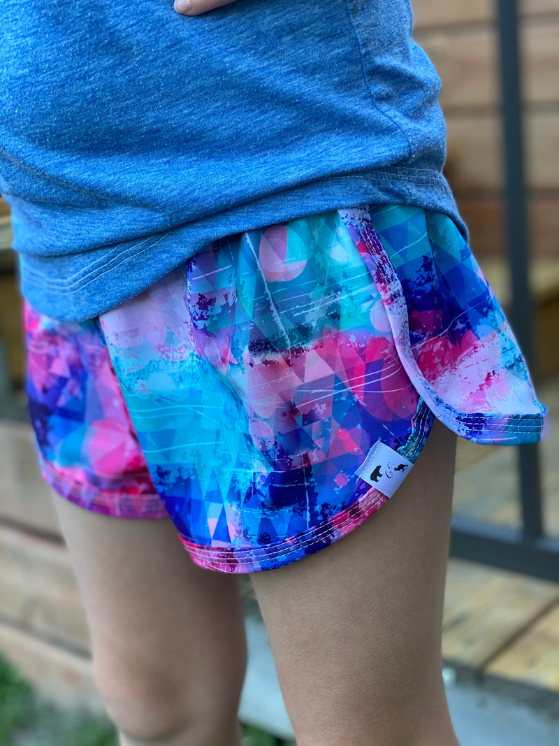 Grunge Triangle STRETCH WOVEN - Lil Girl Mile Shorts